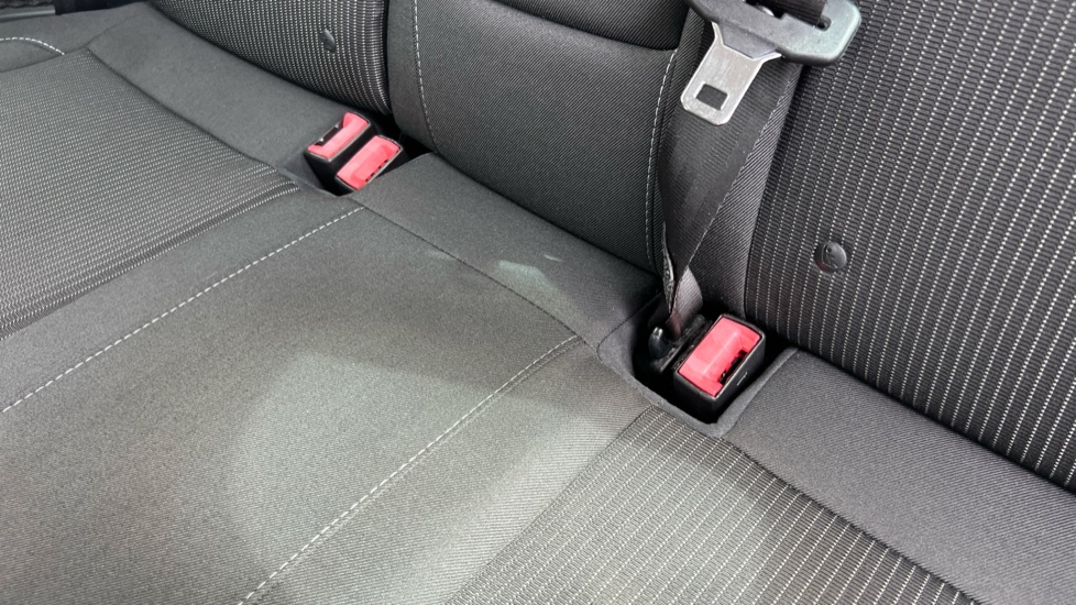 Ford B-MAX 1.0 EcoBoost Titanium Navigator 5dr Petrol Hatchback - Image 17
