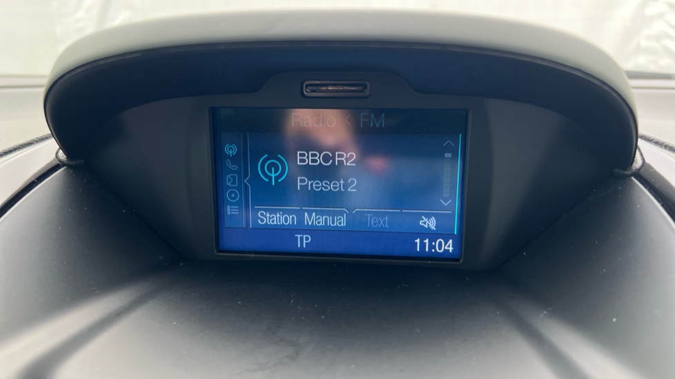 Ford B-MAX 1.0 EcoBoost Titanium Navigator 5dr Petrol Hatchback - Image 22