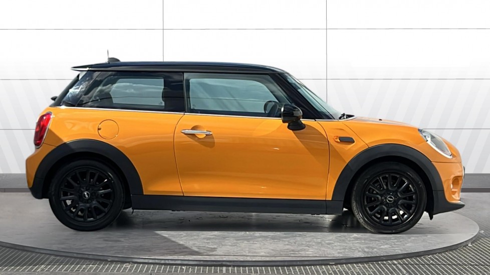 MINI Hatchback 1.5 Cooper 3dr Petrol Hatchback - Image 5