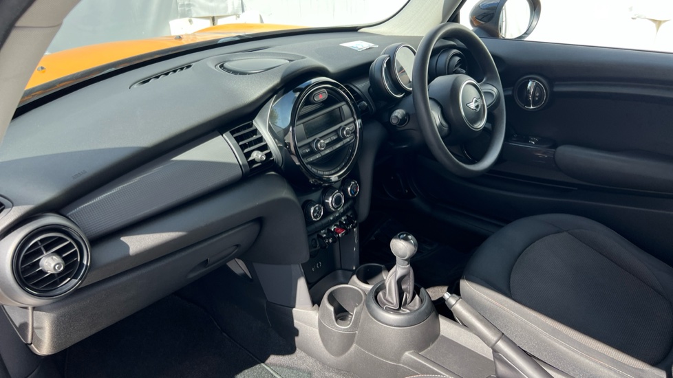 MINI Hatchback 1.5 Cooper 3dr Petrol Hatchback - Image 9