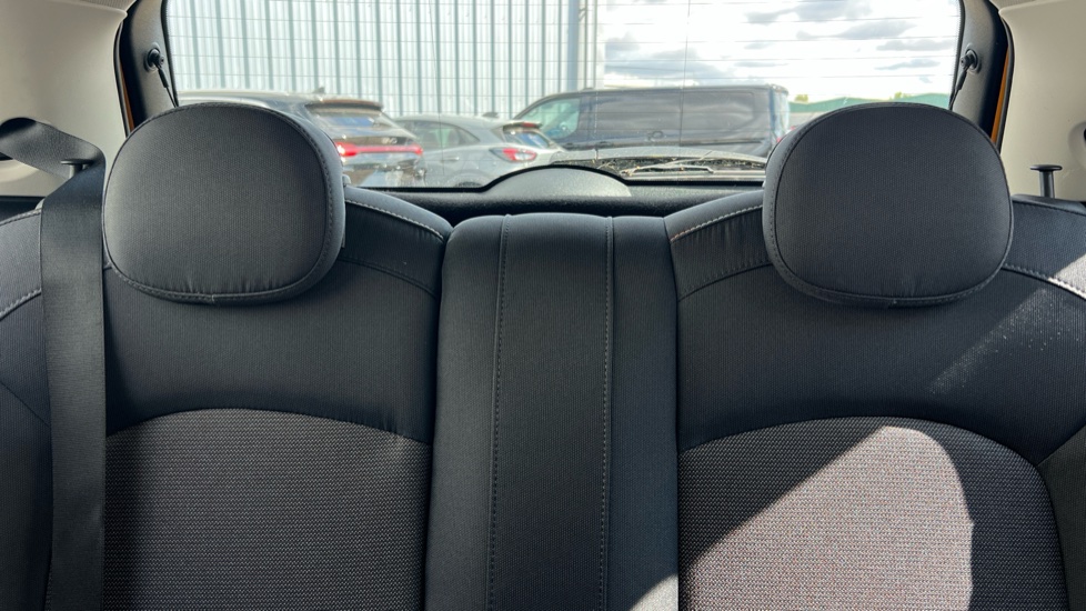 MINI Hatchback 1.5 Cooper 3dr Petrol Hatchback - Image 15