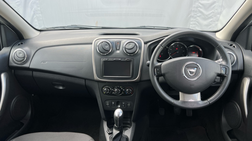 Dacia Sandero Stepway 0.9 TCe Laureate 5dr Petrol Hatchback - Image 10