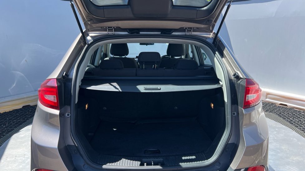 MG GS 1.5 TGI Excite 5dr Petrol Hatchback - Image 4