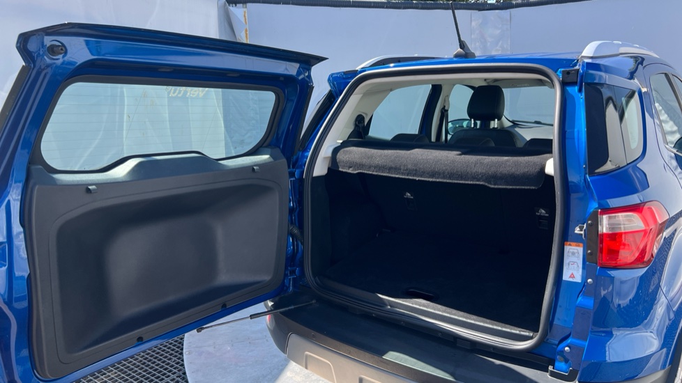 Ford EcoSport 1.0 EcoBoost Titanium 5dr Petrol Hatchback - Image 4