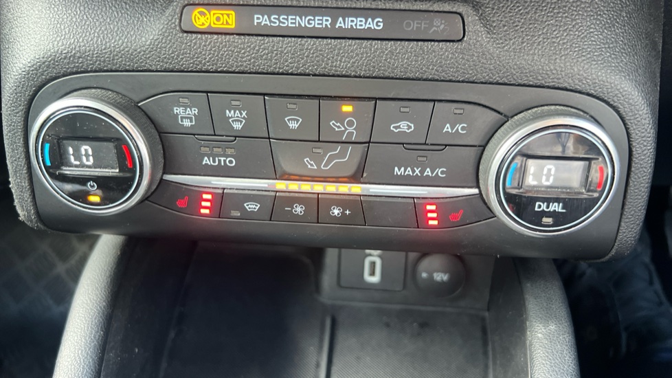 Ford Focus 1.0 EcoBoost 125 Titanium X 5dr Petrol Hatchback - Image 29
