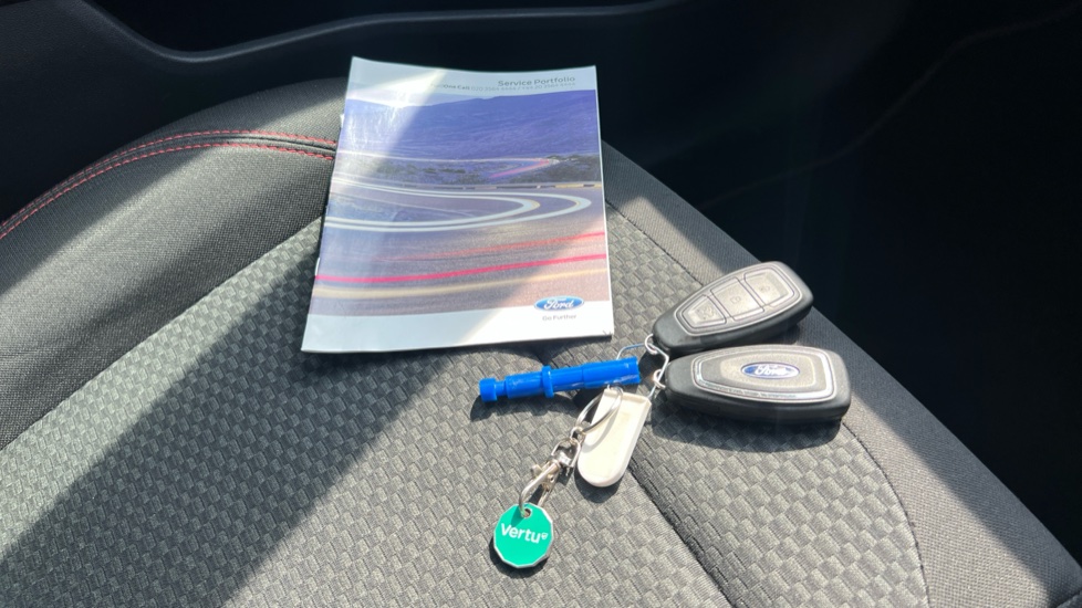 Ford Puma 1.0 EcoBoost Hybrid mHEV 155 ST-Line 5dr Petrol Hatchback - Image 19