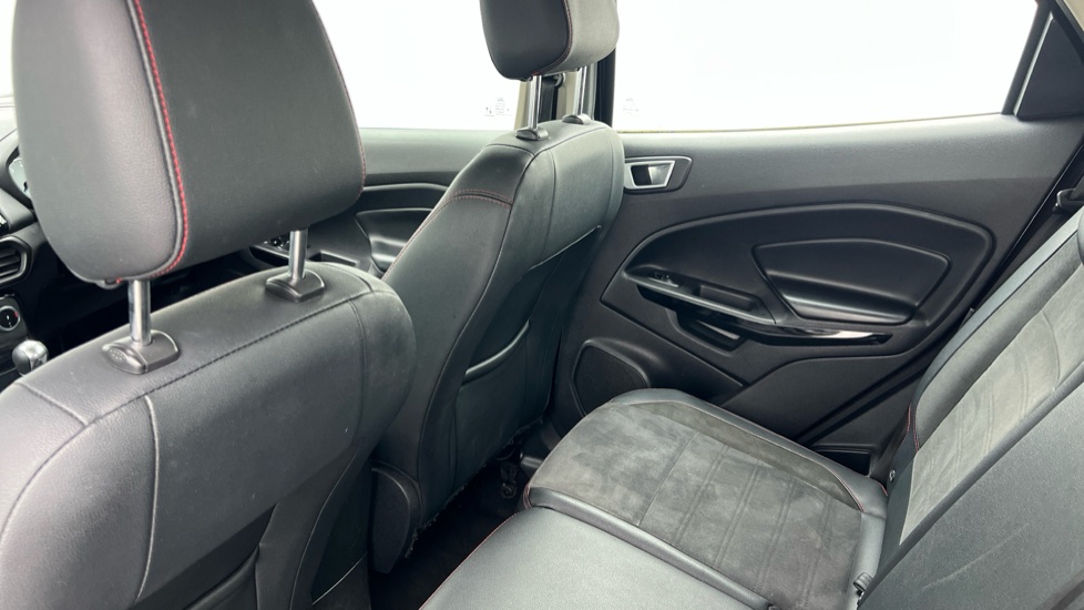 Ford EcoSport 1.0 EcoBoost 125 ST-Line 5dr Petrol Hatchback - Image 16