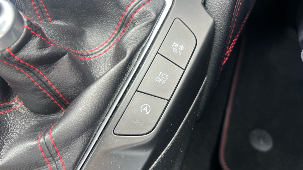 Ford Focus 1.0 EcoBoost Hybrid mHEV 125 ST-Line X Edition 5dr Petrol Hatchback - Image 30