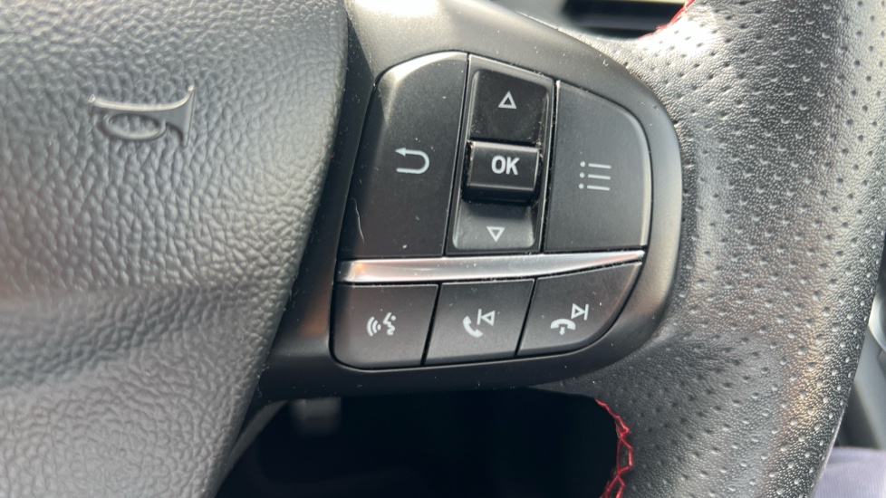 Ford Focus 1.0 EcoBoost Hybrid mHEV 125 ST-Line X Edition 5dr Petrol Hatchback - Image 35