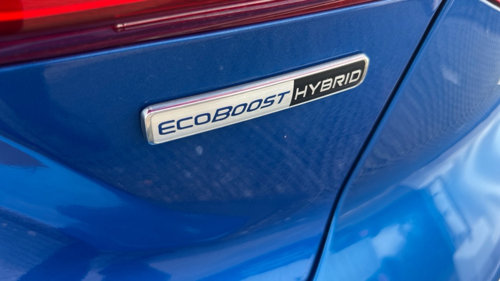 Ford Focus 1.0 EcoBoost Hybrid mHEV 125 ST-Line X Edition 5dr Petrol Hatchback - Image 42
