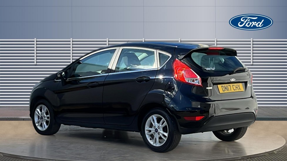 Ford Fiesta 1.0 EcoBoost Zetec 5dr Petrol Hatchback - Image 2