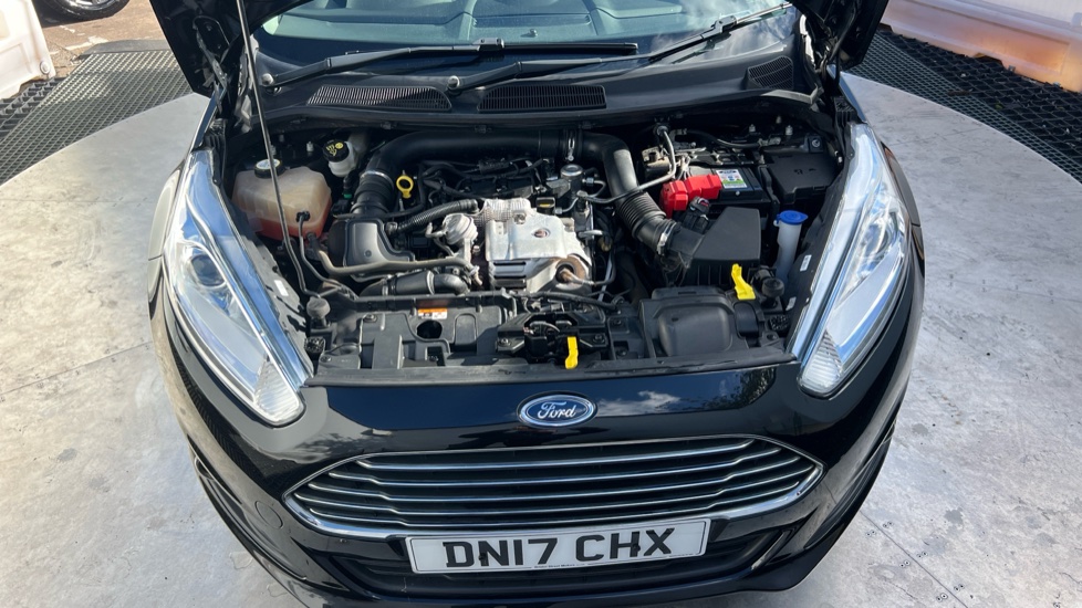 Ford Fiesta 1.0 EcoBoost Zetec 5dr Petrol Hatchback - Image 8