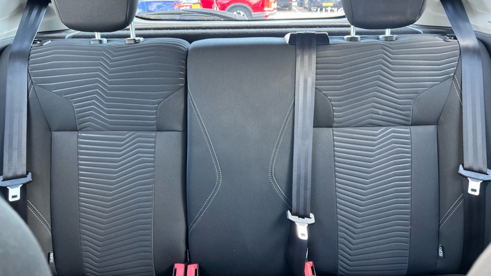 Ford Fiesta 1.0 EcoBoost Zetec 5dr Petrol Hatchback - Image 15