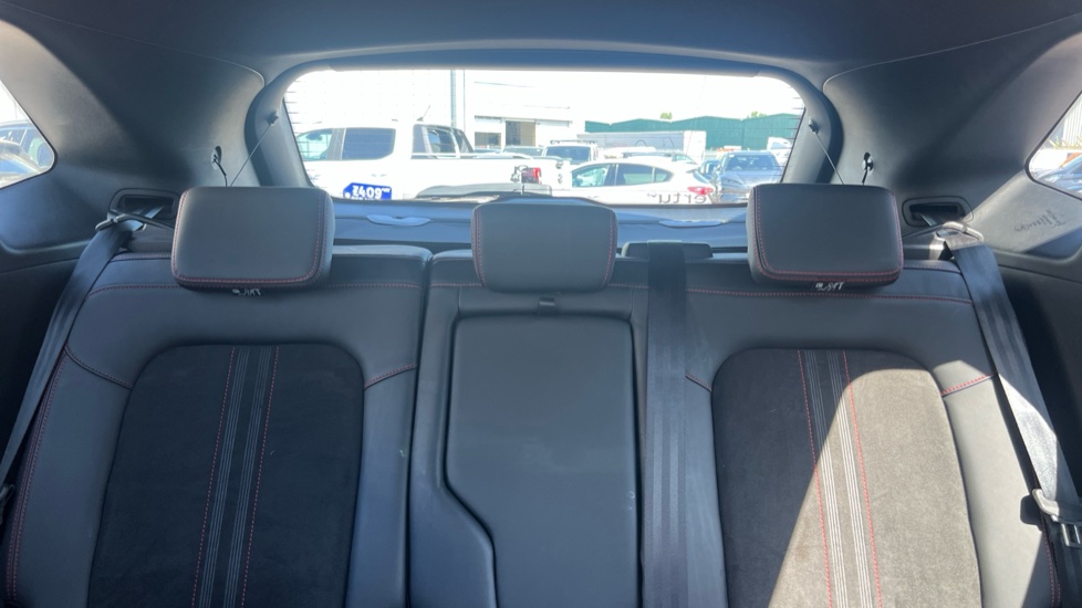 Ford Kuga 2.5 FHEV ST-Line 5dr CVT Hybrid Estate - Image 15