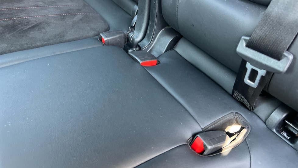 Ford Kuga 2.5 FHEV ST-Line 5dr CVT Hybrid Estate - Image 17