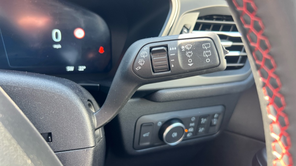 Ford Kuga 2.5 FHEV ST-Line 5dr CVT Hybrid Estate - Image 37