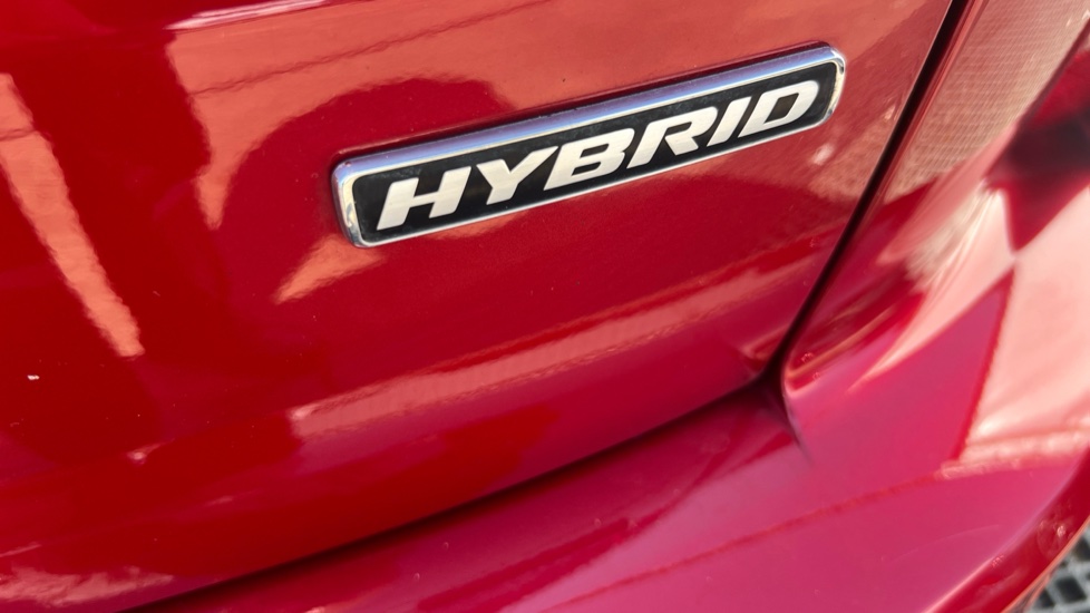 Ford Kuga 2.5 FHEV ST-Line 5dr CVT Hybrid Estate - Image 43