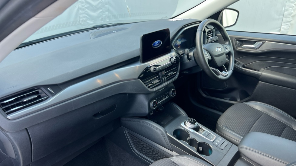 Ford Kuga 1.5 EcoBlue Titanium Edition 5dr Auto Diesel Estate - Image 9