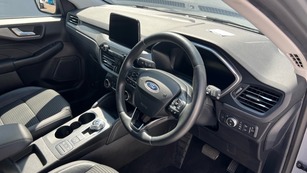 Ford Kuga 1.5 EcoBlue Titanium Edition 5dr Auto Diesel Estate - Image 11