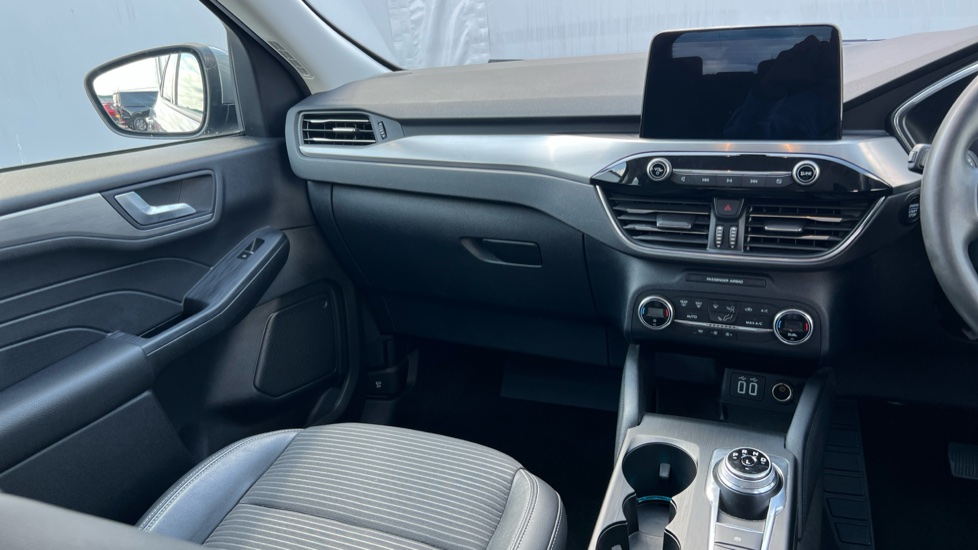 Ford Kuga 1.5 EcoBlue Titanium Edition 5dr Auto Diesel Estate - Image 14