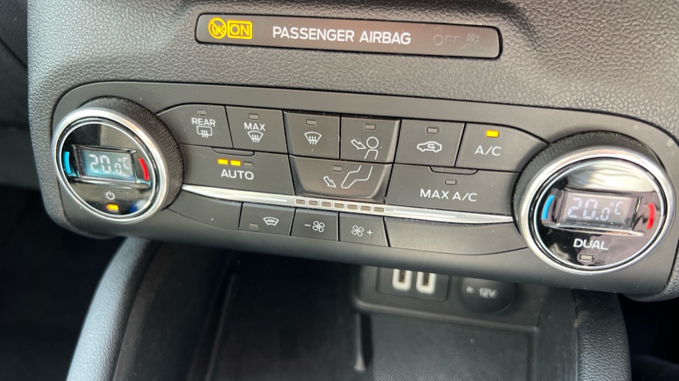 Ford Kuga 1.5 EcoBlue Titanium Edition 5dr Auto Diesel Estate - Image 26