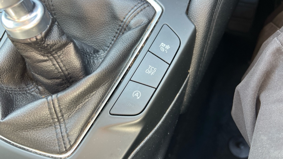 Ford Focus 1.0 EcoBoost 125 Titanium 5dr Petrol Estate - Image 30