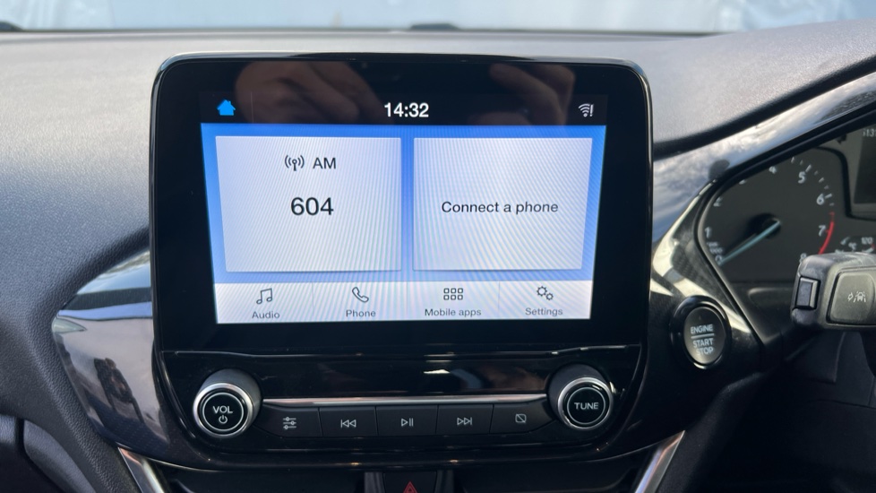 Ford Fiesta 1.0 EcoBoost 140 ST-Line 5dr Petrol Hatchback - Image 12