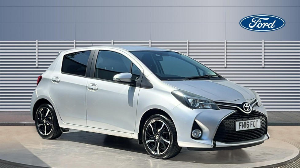 Toyota Yaris 1.33 VVT-i Design 5dr Petrol Hatchback - Image 1