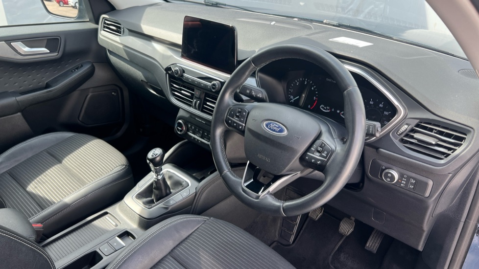 Ford Kuga 2.0 EcoBlue mHEV Titanium 5dr Diesel Estate - Image 11