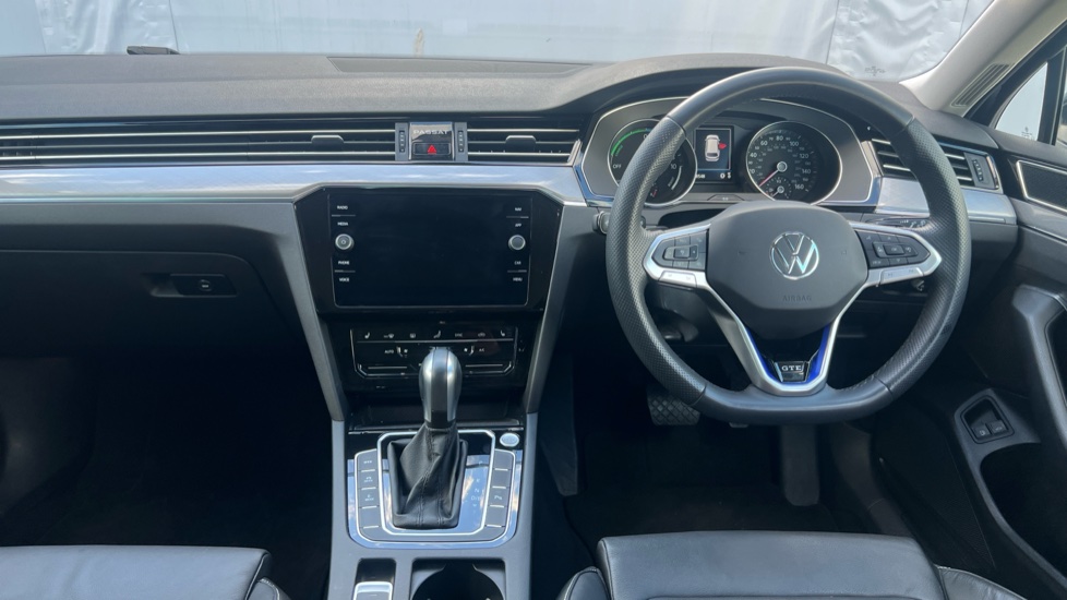 Volkswagen Passat 1.4 TSI PHEV GTE 5dr DSG Estate - Image 10