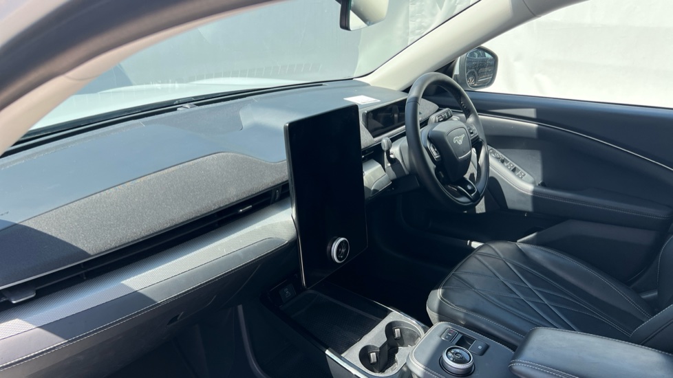 Ford Mustang Mach-E 198kW Standard Range 70kWh RWD 5dr Auto Electric Estate - Image 9