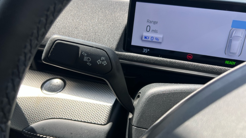 Ford Mustang Mach-E 198kW Standard Range 70kWh RWD 5dr Auto Electric Estate - Image 31