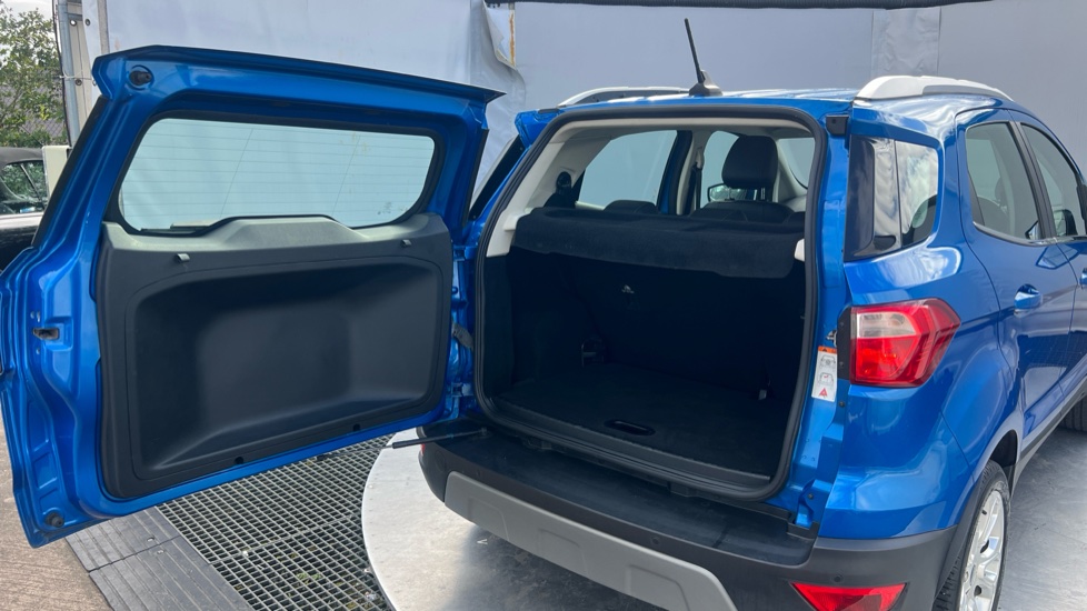 Ford EcoSport 1.0 EcoBoost 125 Titanium 5dr Petrol Hatchback - Image 4