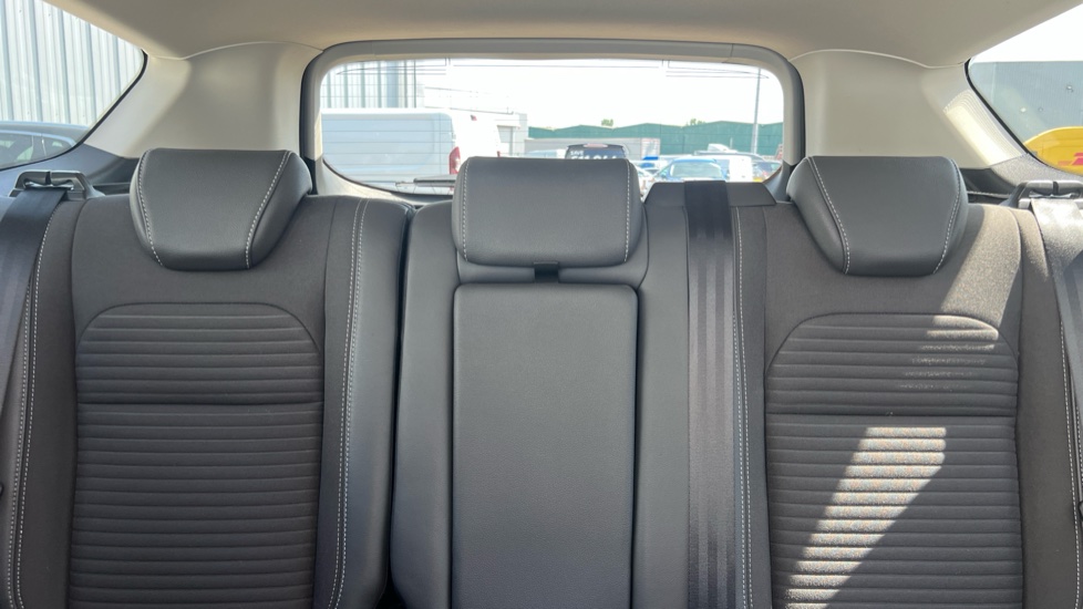 Ford Kuga 2.0 TDCi 180 Titanium Edition 5dr Auto Diesel Estate - Image 15