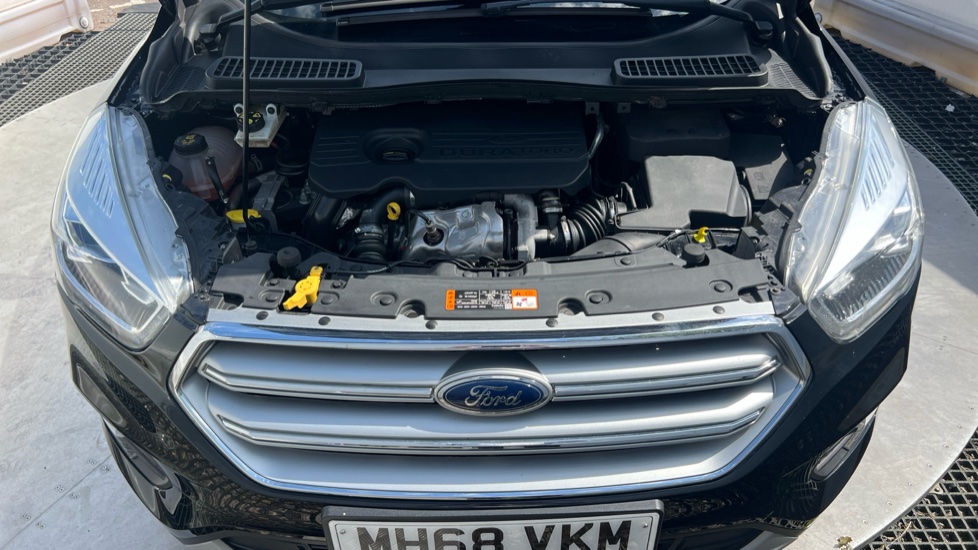 Ford Kuga 1.5 TDCi Titanium Edition 5dr 2WD Diesel Estate - Image 8