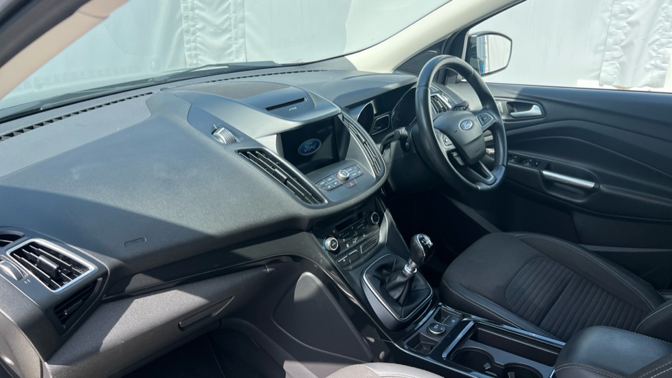 Ford Kuga 1.5 TDCi Titanium Edition 5dr 2WD Diesel Estate - Image 9