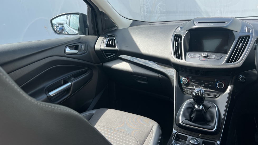 Ford Kuga 1.5 TDCi Titanium Edition 5dr 2WD Diesel Estate - Image 14