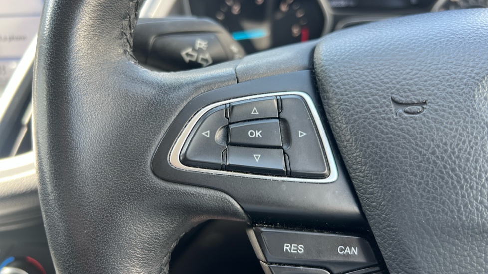 Ford Kuga 1.5 TDCi Titanium Edition 5dr 2WD Diesel Estate - Image 32