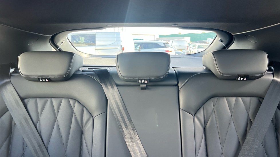 Ford Capri 210kW Premium 77kWh 5dr Auto [Driver Assist Pack] Electric Estate - Image 15