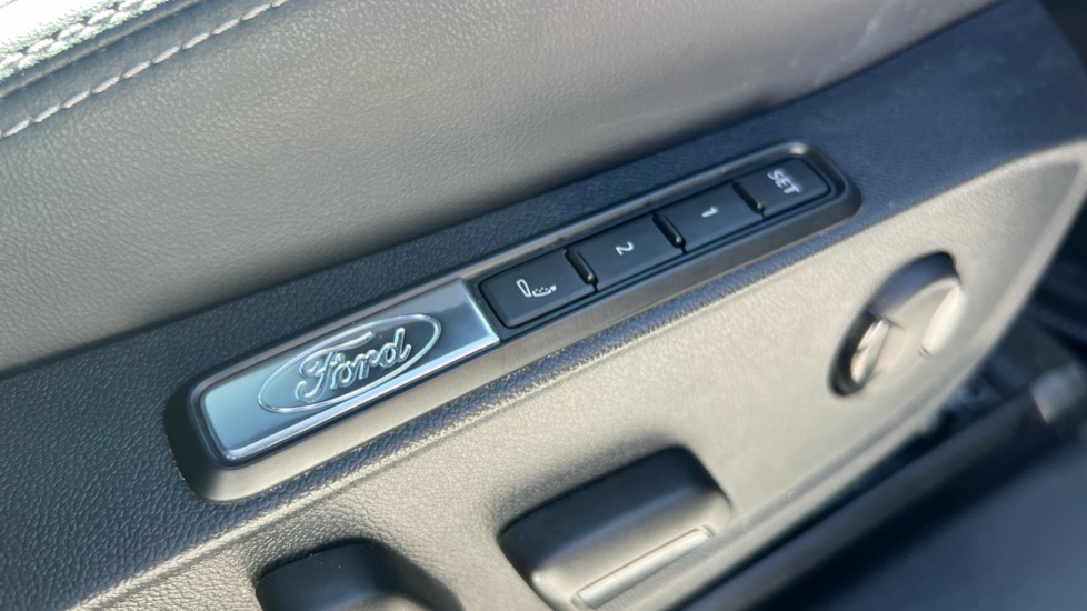 Ford Capri 210kW Premium 77kWh 5dr Auto [Driver Assist Pack] Electric Estate - Image 30