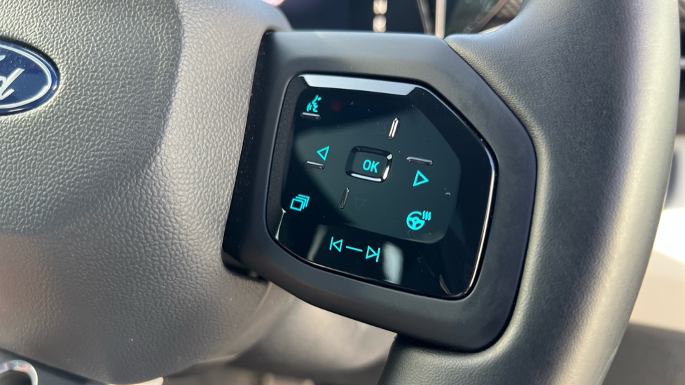Ford Capri 210kW Premium 77kWh 5dr Auto [Driver Assist Pack] Electric Estate - Image 34