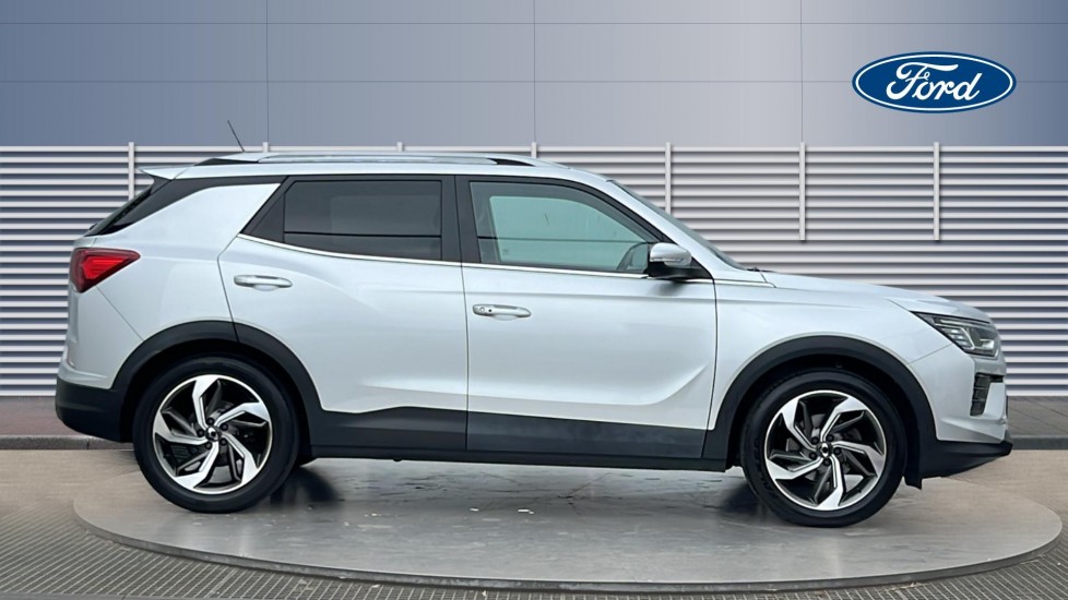 Ssangyong Korando 1.6 D Ultimate 5dr Auto Diesel Estate - Image 5