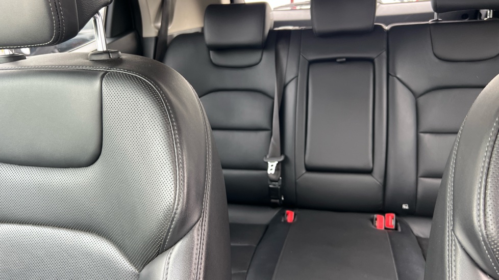 Ssangyong Korando 1.6 D Ultimate 5dr Auto Diesel Estate - Image 15