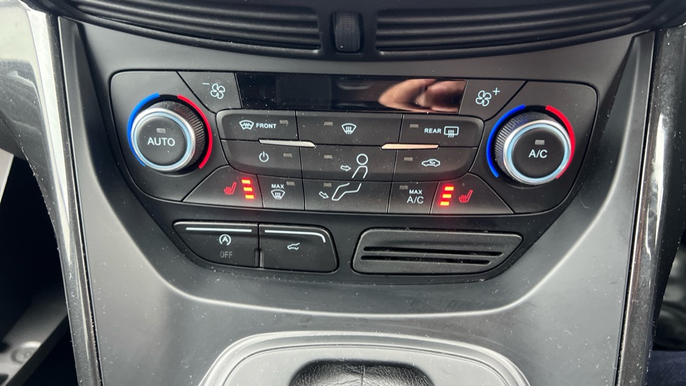 Ford Kuga 1.5 EcoBoost 176 Titanium X Edition 5dr Auto Petrol Estate - Image 27