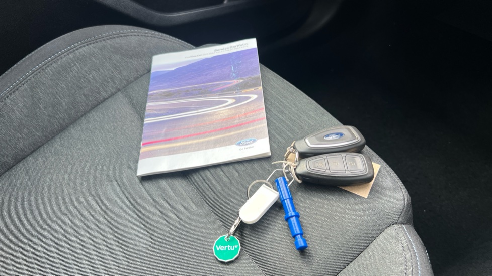 Ford Focus 1.0 EcoBoost 125 Active 5dr Petrol Hatchback - Image 19