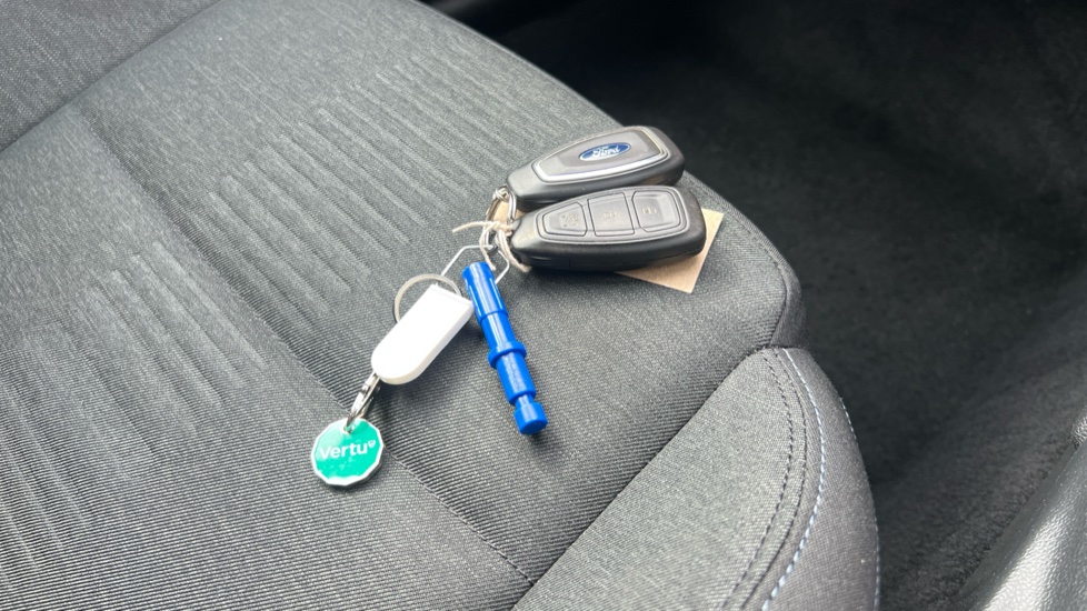 Ford Focus 1.0 EcoBoost 125 Active 5dr Petrol Hatchback - Image 20