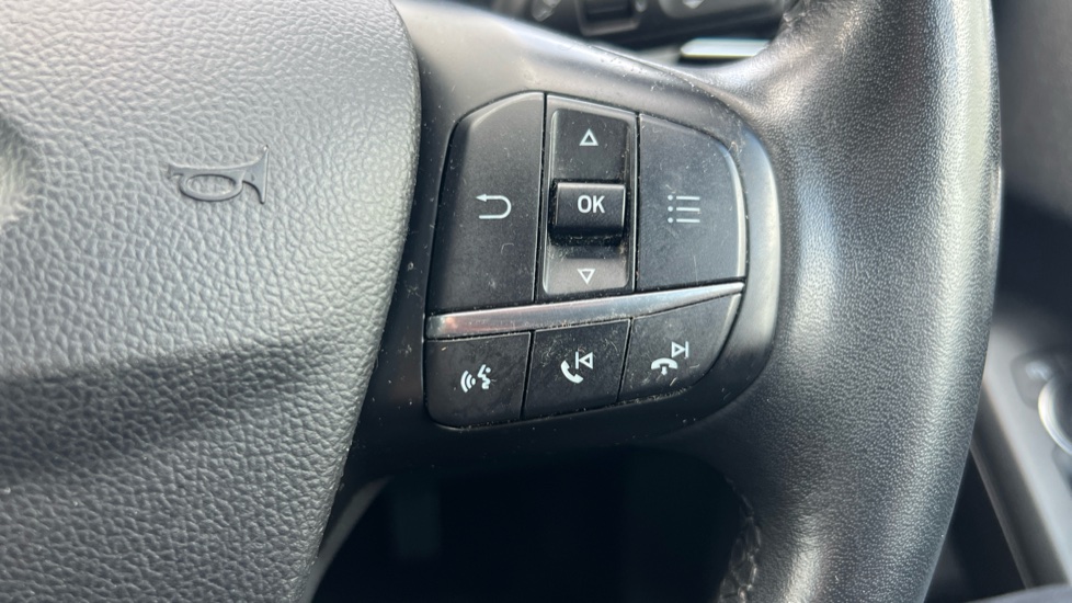 Ford Focus 1.0 EcoBoost 125 Active 5dr Petrol Hatchback - Image 34