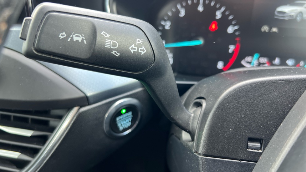Ford Focus 1.0 EcoBoost 125 Active 5dr Petrol Hatchback - Image 35
