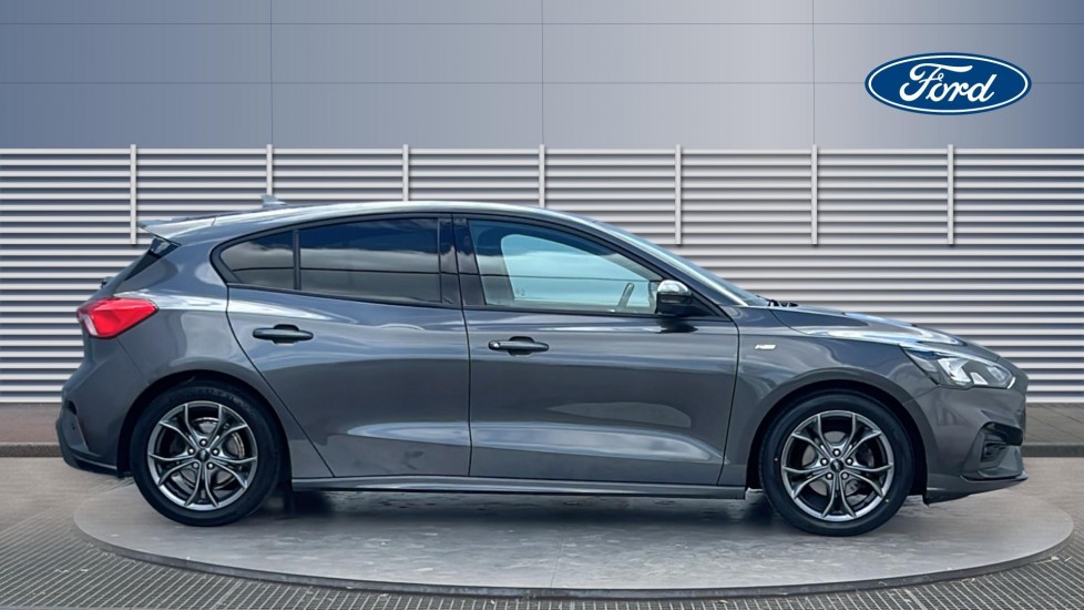 Ford Focus 1.5 EcoBlue 120 ST-Line Edition 5dr Diesel Hatchback - Image 5