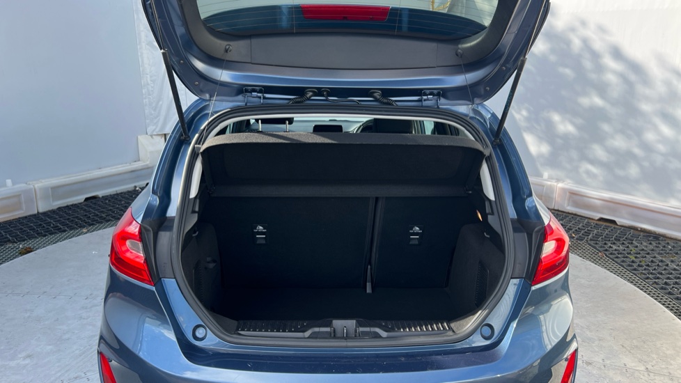 Ford Fiesta 1.0 EcoBoost 125 Titanium 5dr Petrol Hatchback - Image 4
